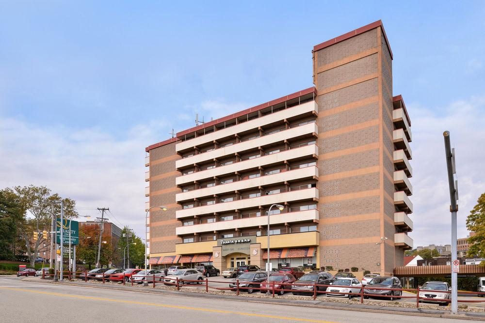 Quality Inn University Center Pittsburgh Exterior photo