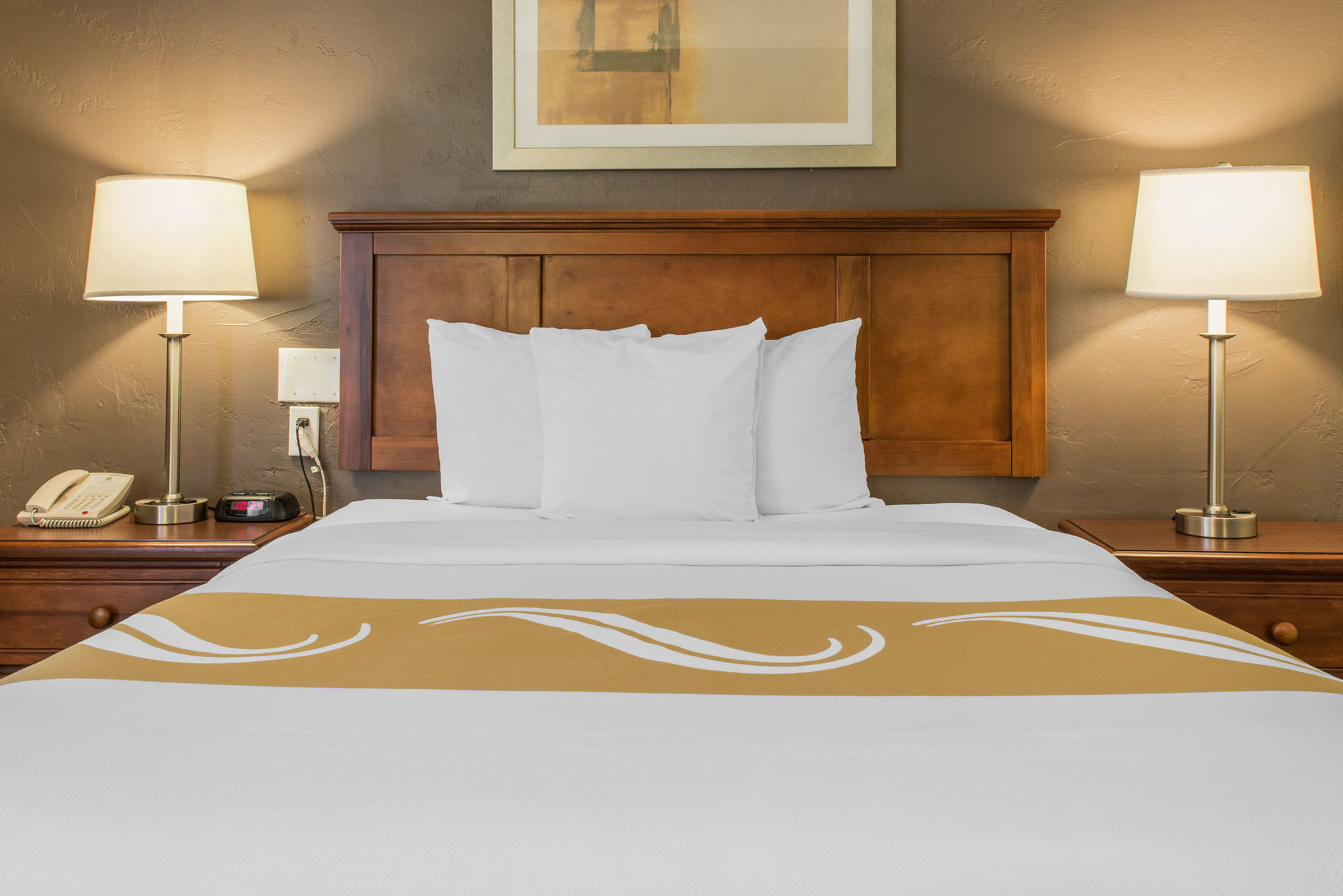 Quality Inn University Center Pittsburgh Room photo